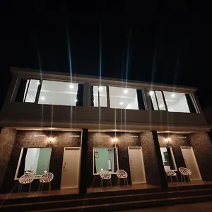 Guest house Moon Valley,